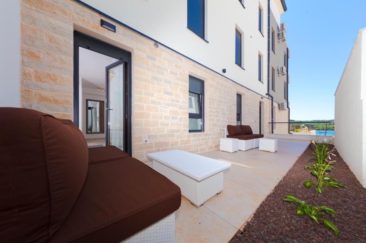 Apartman Oranz Banjole Exterior foto